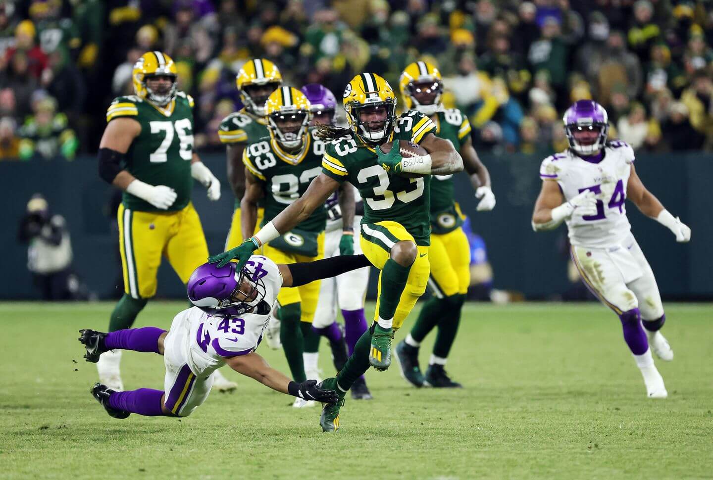 Minnesota Vikings: Bold Trades and High Stakes for NFL Supremacy