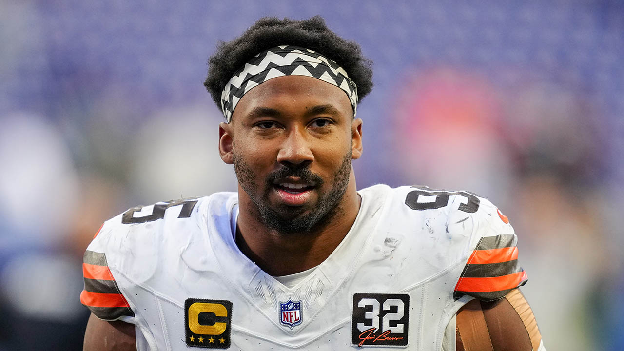  Myles Garrett: Cleveland's Defensive Powerhouse Eyeing a Lucrative Contract Renewal