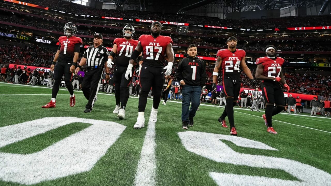 NFL News: Tampa Bay Buccaneers vs. Atlanta Falcons Set to Be the Juiciest 2024 Matchup!