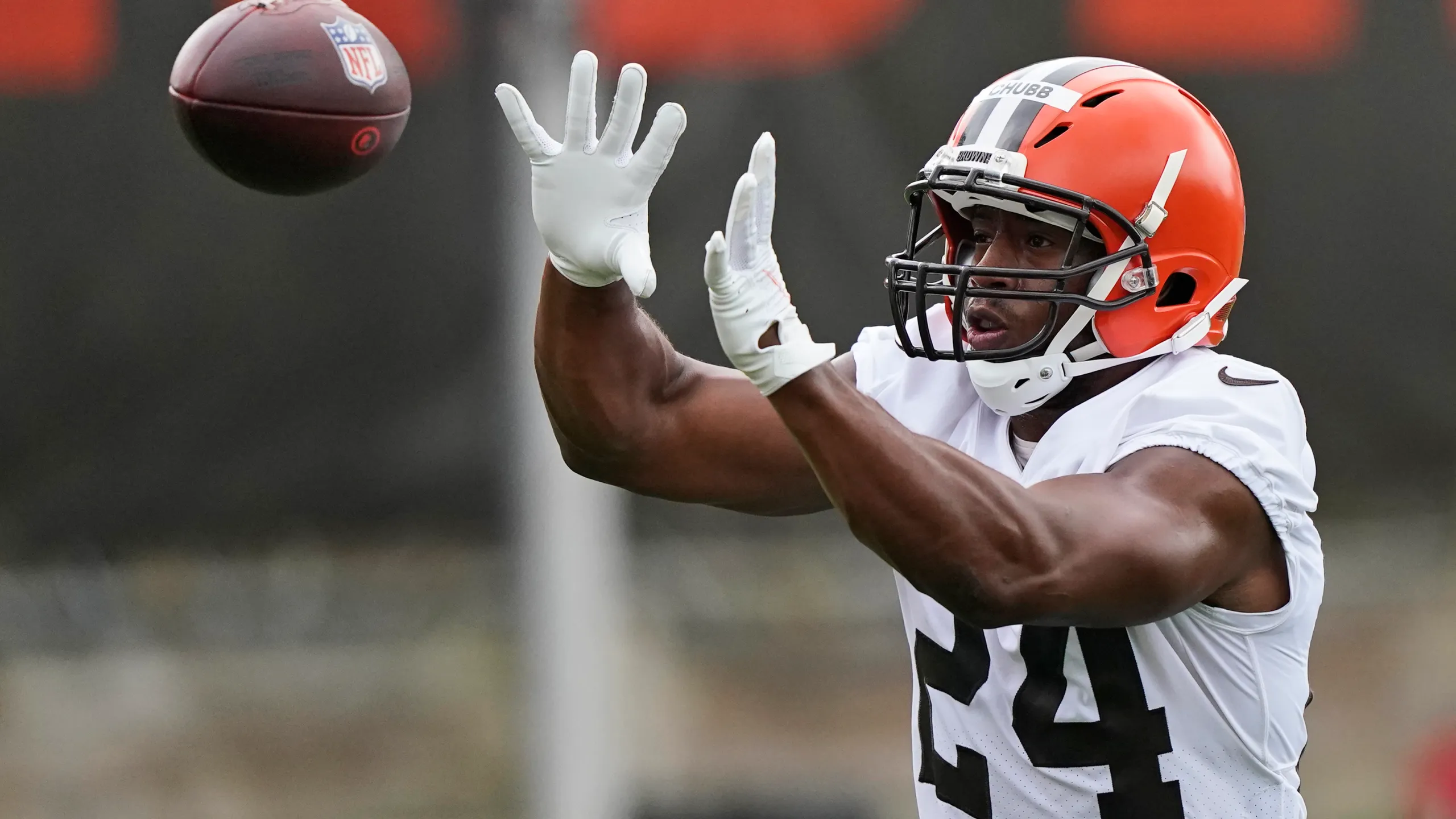  Nick Chubb and the Cleveland Browns' Resilient Path Forward