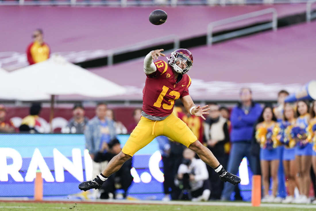 Rising Star Caleb Williams Wins Over Chicago Bears with Team Spirit Before NFL Draft Night---