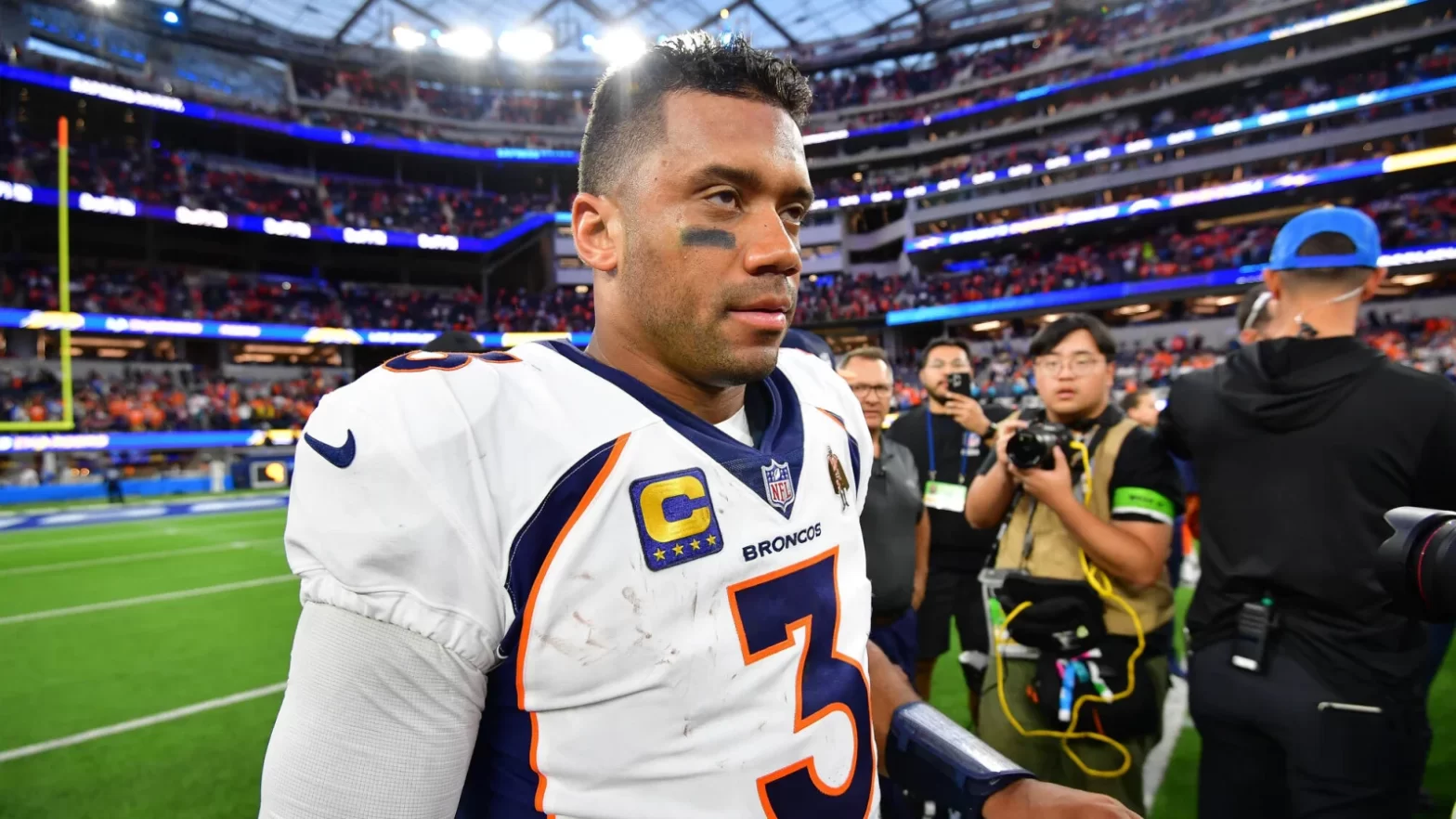 Steelers Shake Up the Game: How Russell Wilson and Justin Fields Could Turn the Tide for Pittsburgh's 2024 Season