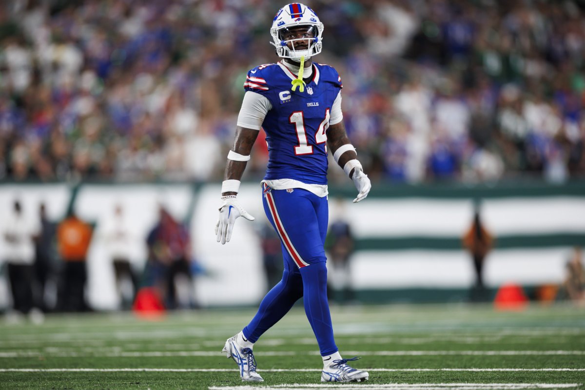 Stefon Diggs Shakes Up NFL Scene Inside His Shocking Trade from Buffalo Bills to Houston Texans