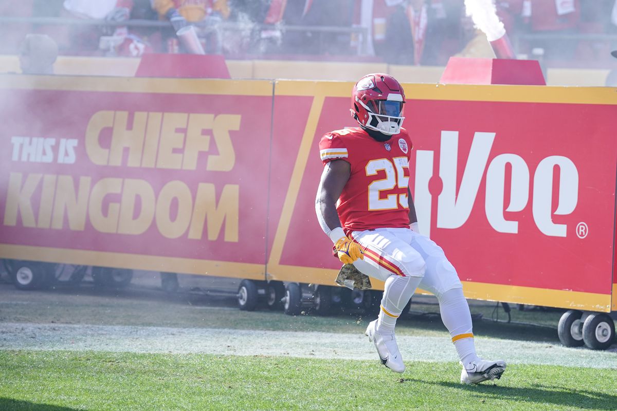  The Art of Negotiation Inside the Chiefs’ Strategy with Edwards-Helaire and Dobbins..