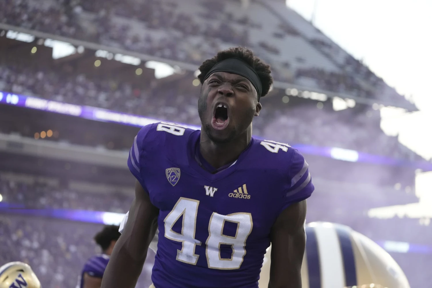 Washington Huskies Score Big with 2025's Top Wide Receiver Raiden Vines-Bright