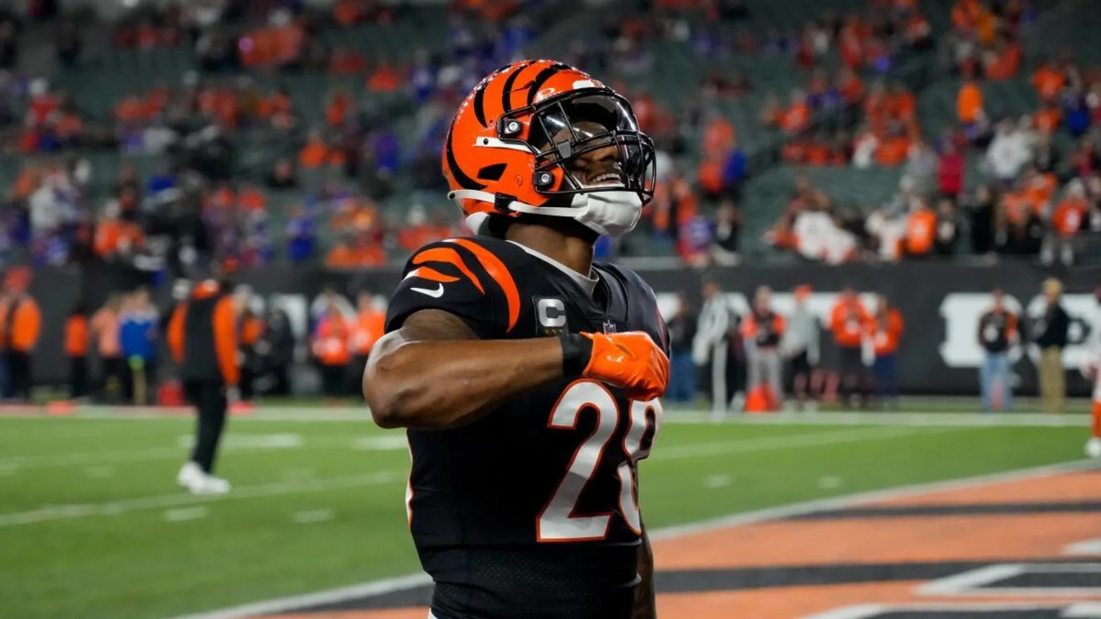 Will Tee Higgins Play for Bengals in 2024? Uncertainty Grows as Contract Talks Stall