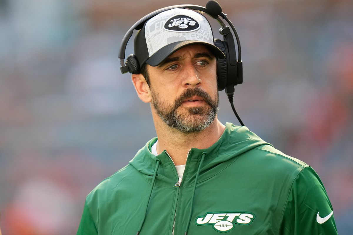 NFL News: Aaron Rodgers vs. Jordan Travis, A New Era for the New York Jets?