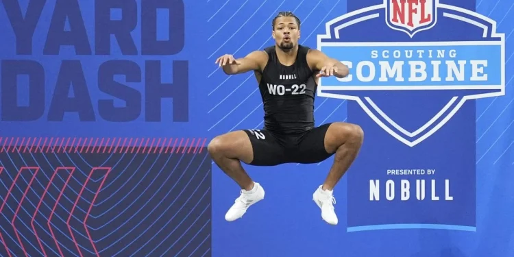 NFL News: Chicago Bears' Bright Future Caleb Williams and Rome Odunze Overcome Early Setback to Aim for NFL Dominance
