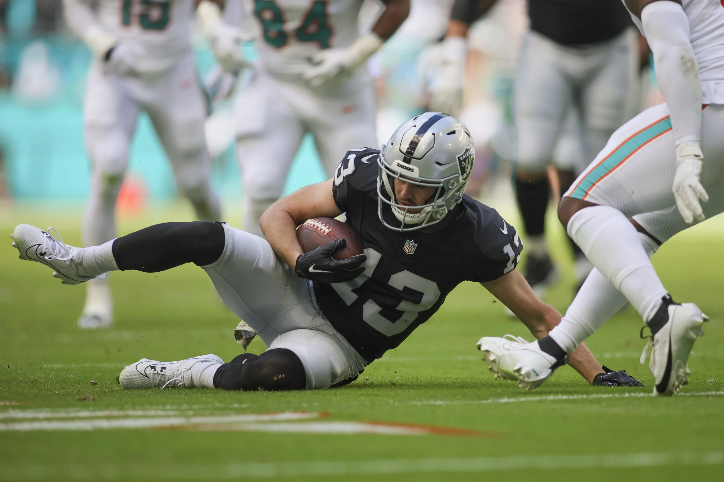 Chicago Bears Eyeing Addition of Hunter Renfrow to Bolster Receiving Corps