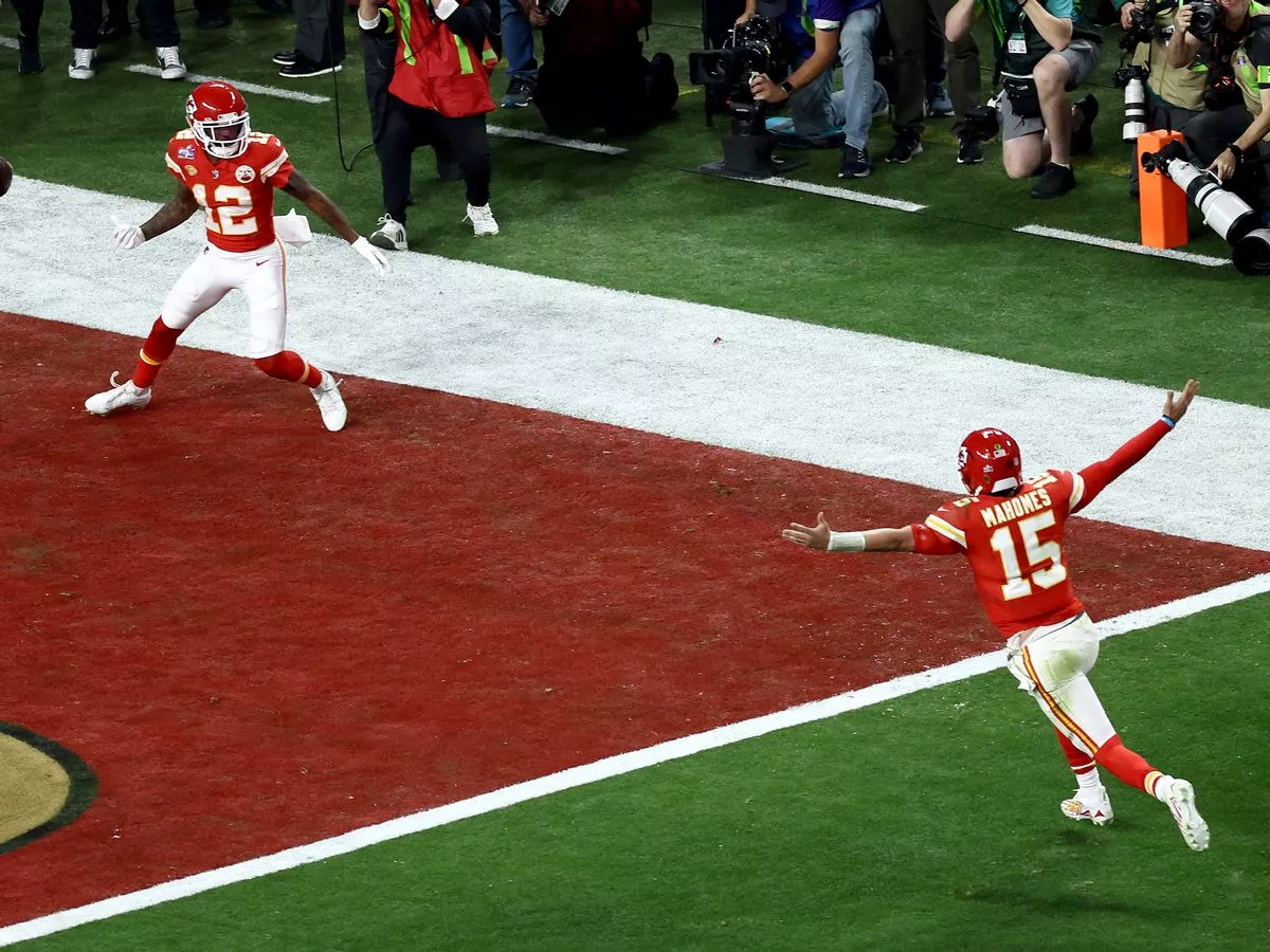 NFL News: Kansas City Chiefs’ Patrick Mahomes Guarantees 2024 Super Bowl Comeback with Iconic ‘Corndog’ Play