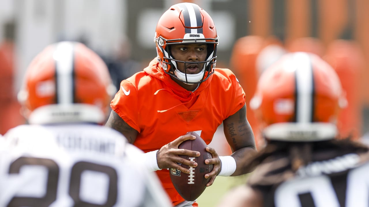  Cleveland Browns at a Crossroads The High Stakes of Deshaun Watson's Comeback..
