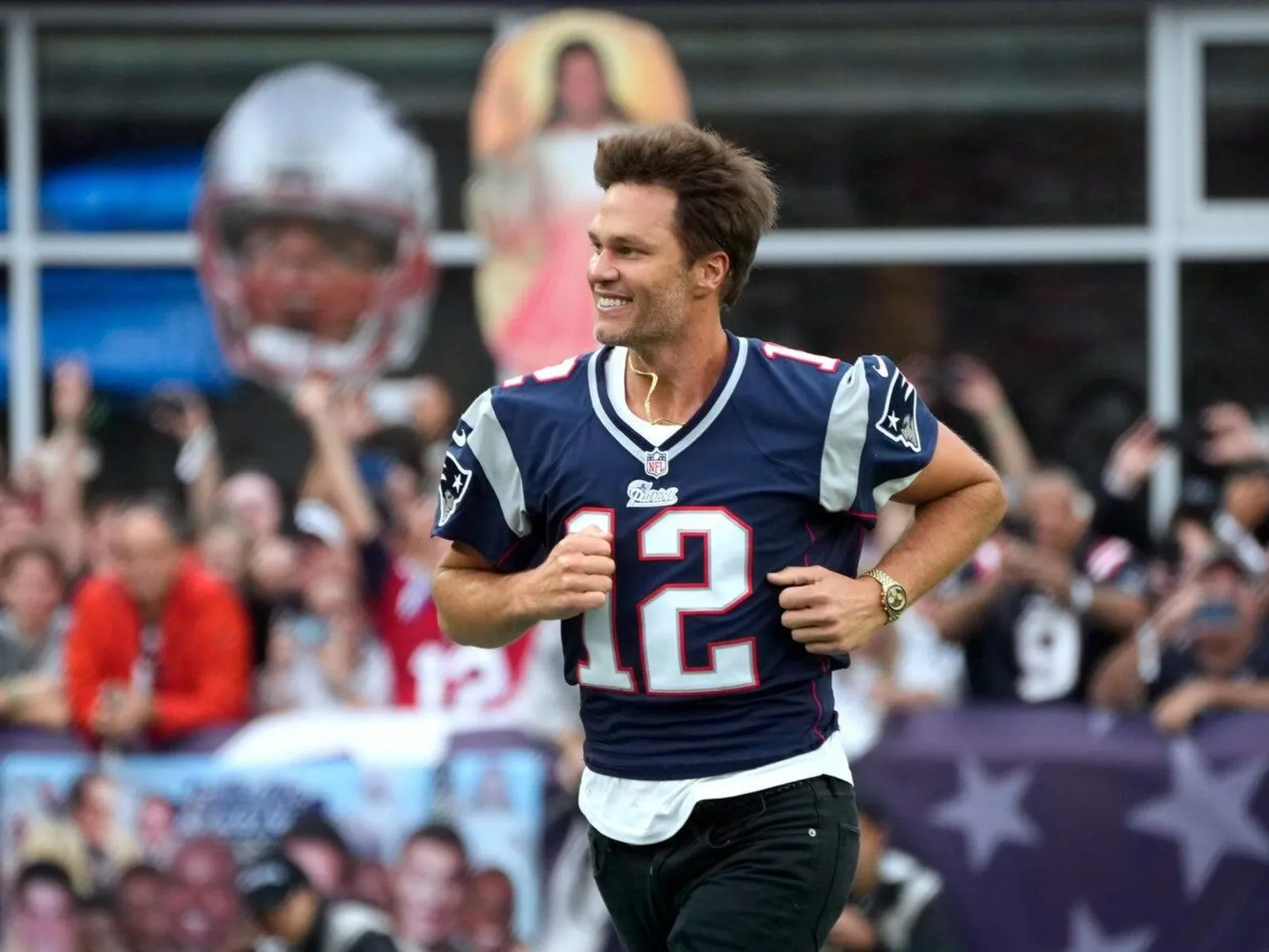 NFL News: Could Tom Brady Switch Gears to Coaching? Exciting Talks with New England Patriots Hint at Possible New Role