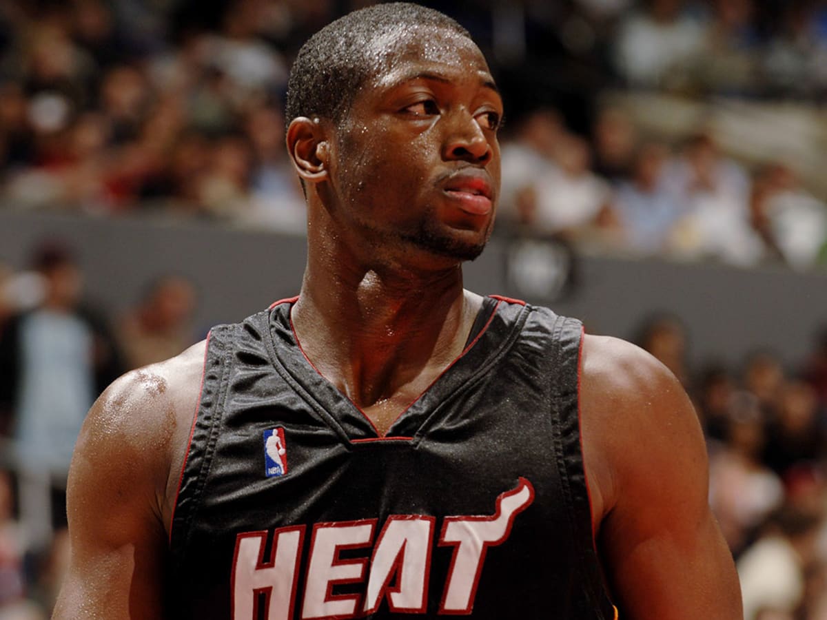 How Does Dwyane Wade's Translatable Online Community Support ...