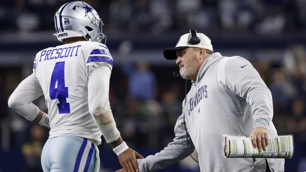 NFL News: Ezekiel Elliott Rejoining the Dallas Cowboys with Eyes on the Prize
