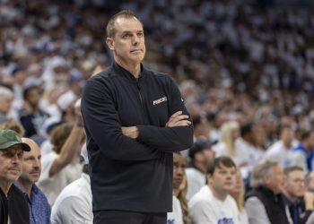 NBA News: Fans Think Phoenix Suns Made Frank Vogel A Scapegoat, Didn't Address The Biggest Problem