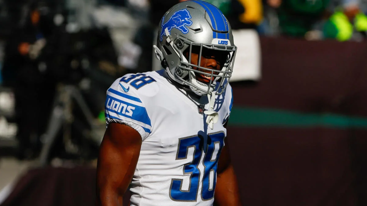  Lions Re-Sign C.J. Moore Following NFL Reinstatement