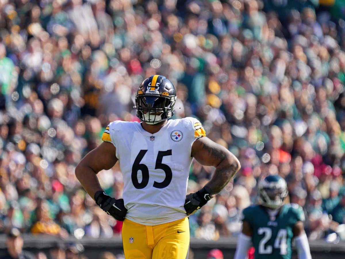  Pittsburgh Steelers Could Make Shocking Post-Draft Trade