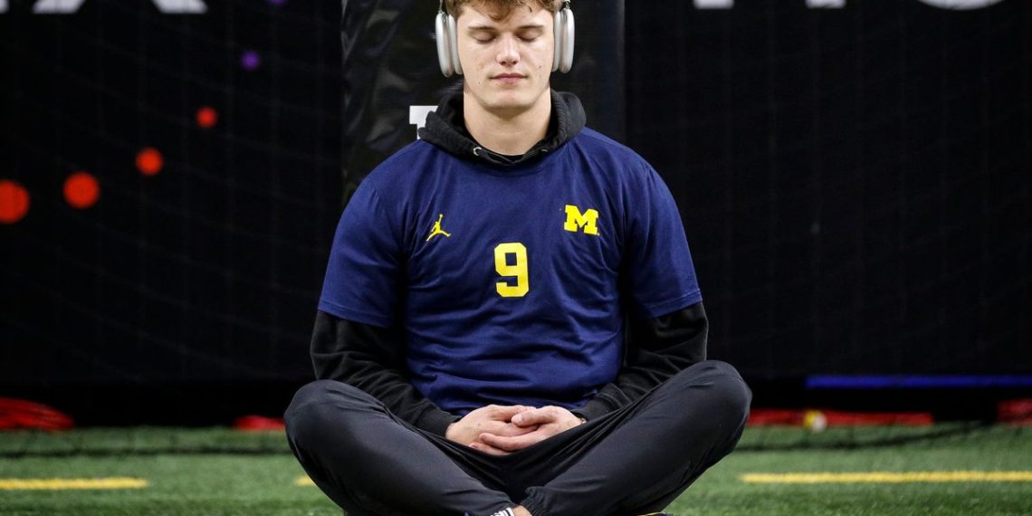 Rising Star J.J. McCarthy Makes Waves at Vikings Camp Fans Buzzing Over New Quarterback's Debut---