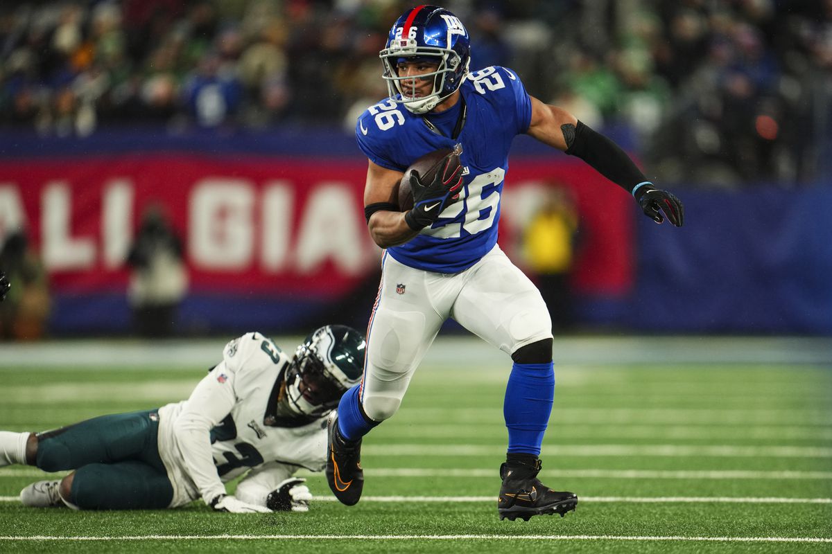  Saquon Barkley's Bold Move: Embracing the Eagles Amid Giants' Grief