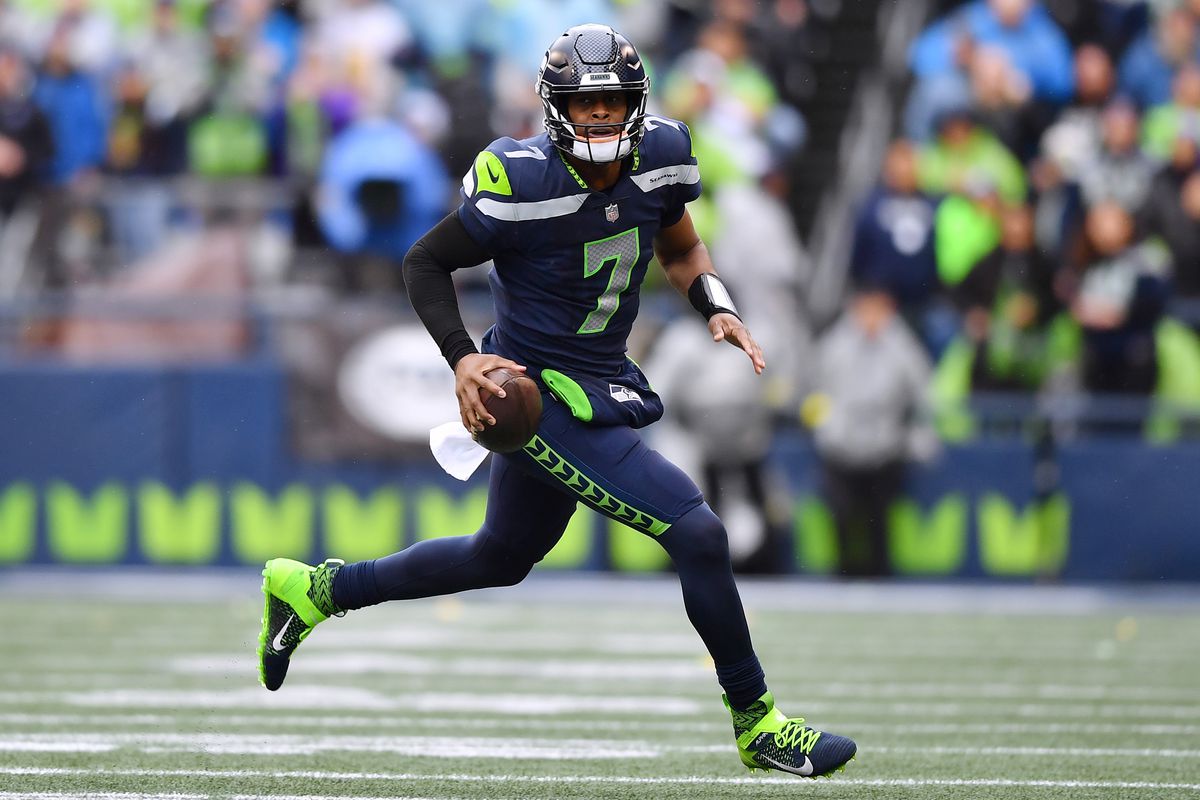 NFL News: Seattle Seahawks Coach Mike Macdonald Calls Geno Smith The Perfect QB In Every Aspect