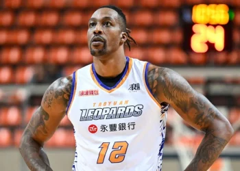 Dwight Howard's Strategic Return to Global Basketball Stages