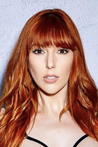 Lauren Phillips' Wiki - Age, Bio, Career, Net Worth