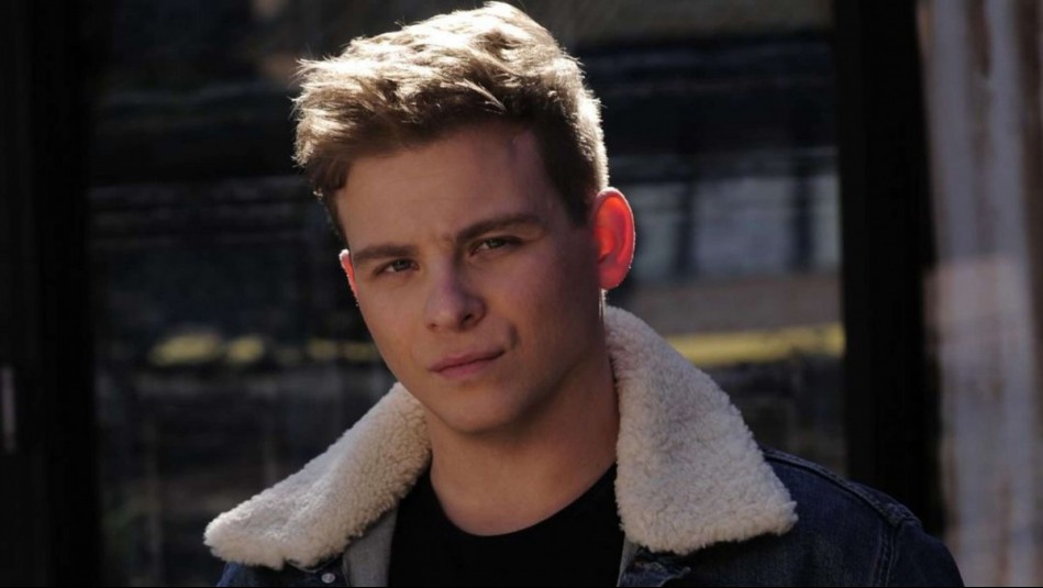 Jonathan Lipnicki photos
