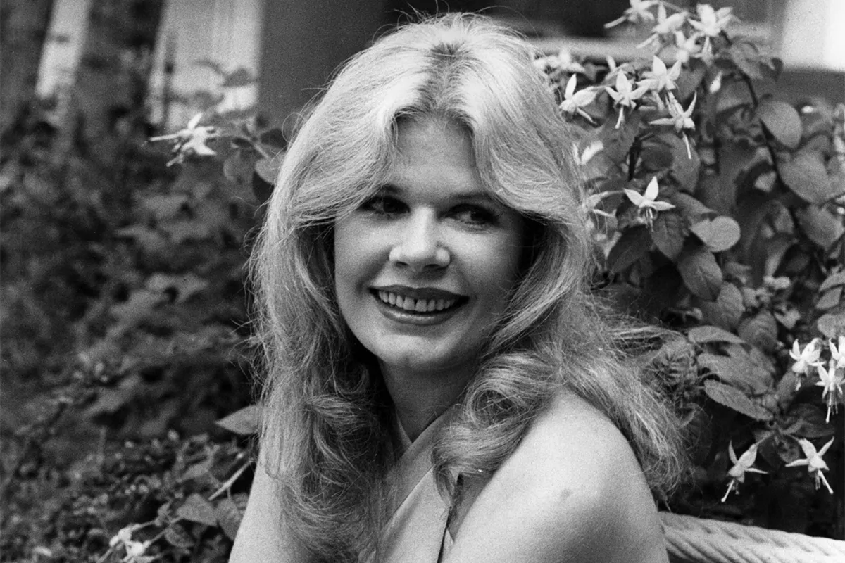 Loretta-Swit, age
