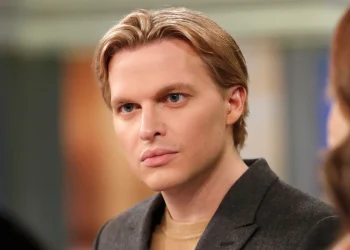 Ronan Farrow