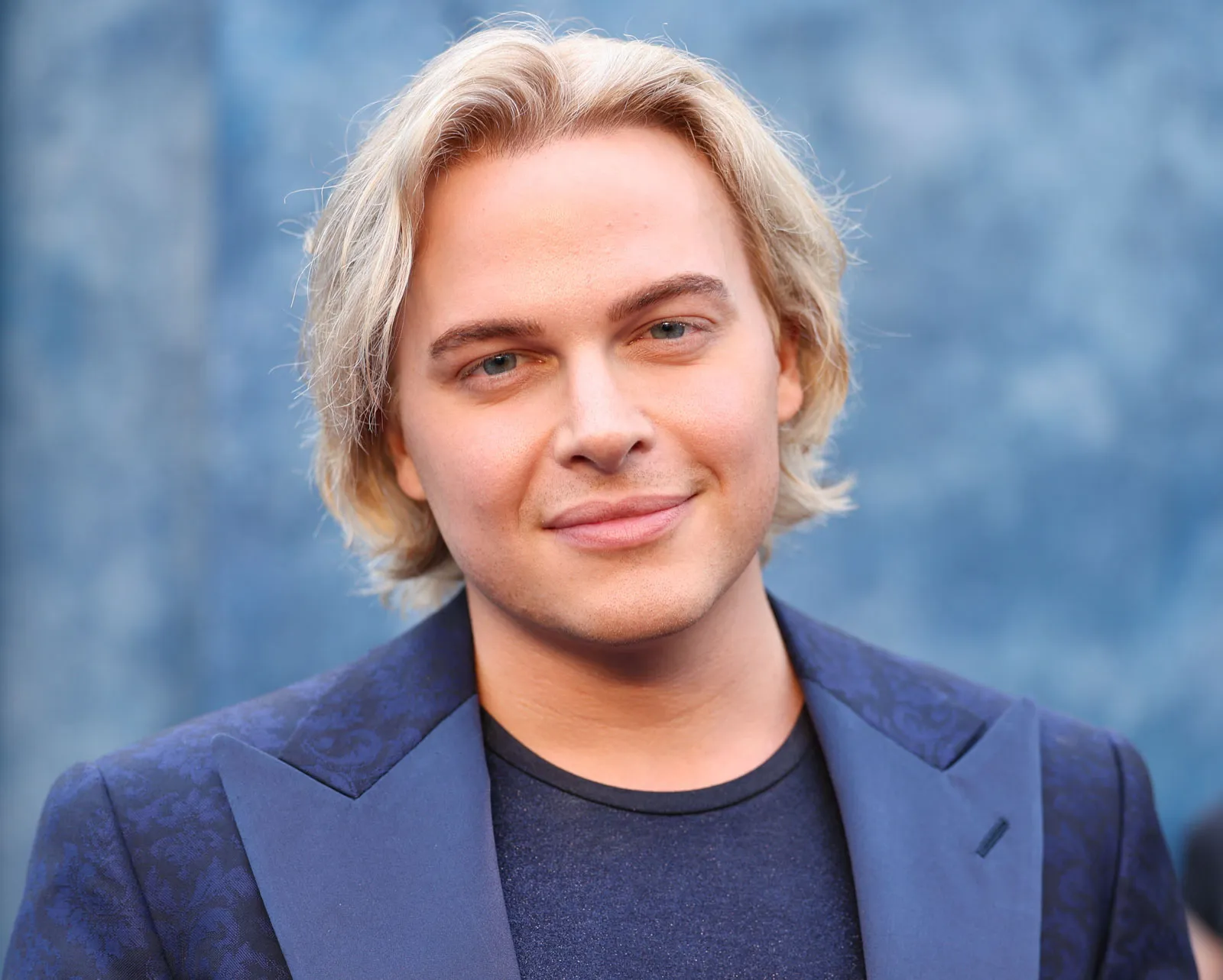 Ronan Farrow age