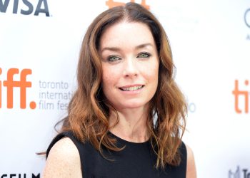 Julianne Nicholson