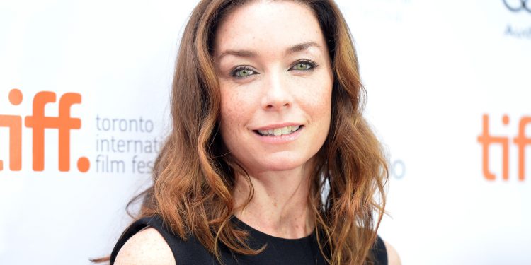 Julianne Nicholson